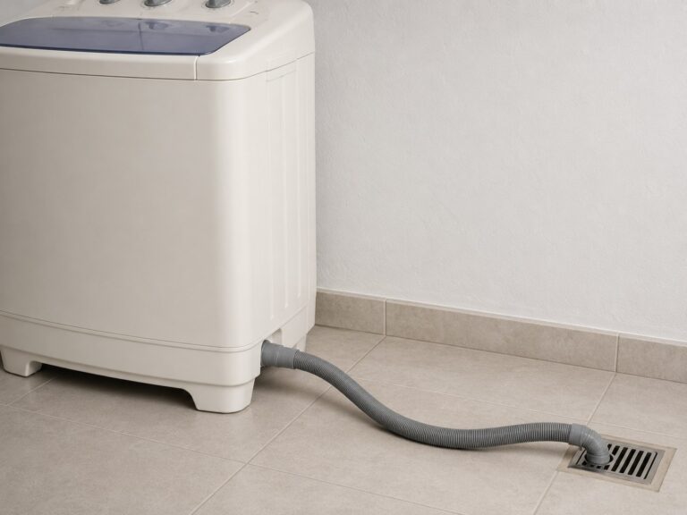 Semi-automatic washing machine drain hose application image